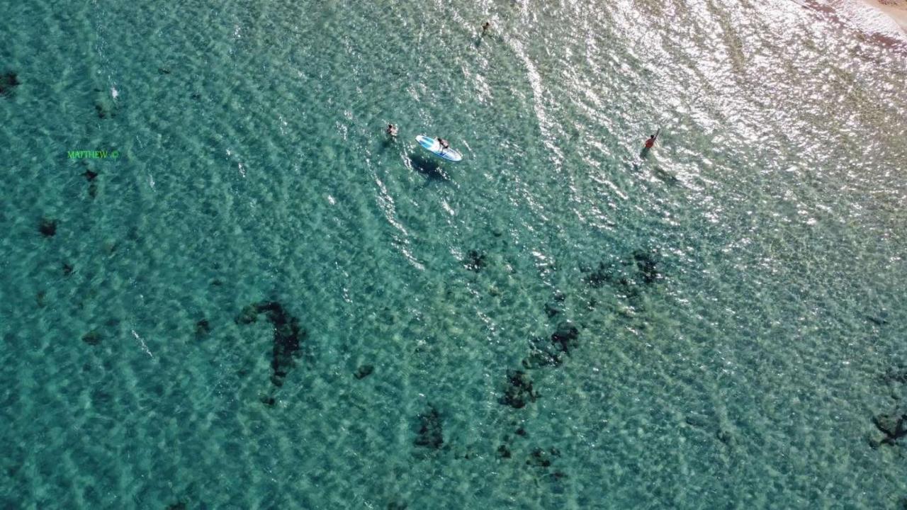 Peroulia Beach Houses Koróni Kültér fotó