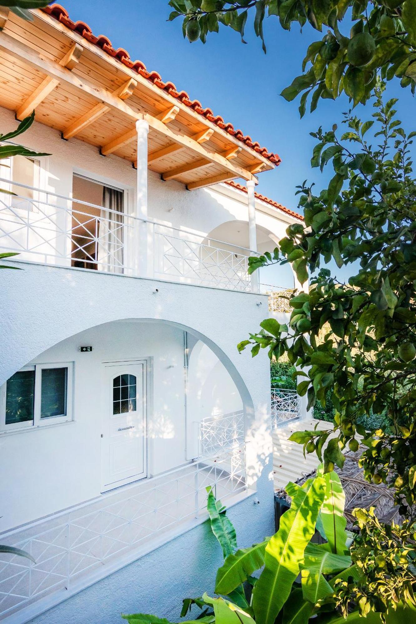 Peroulia Beach Houses Koróni Kültér fotó
