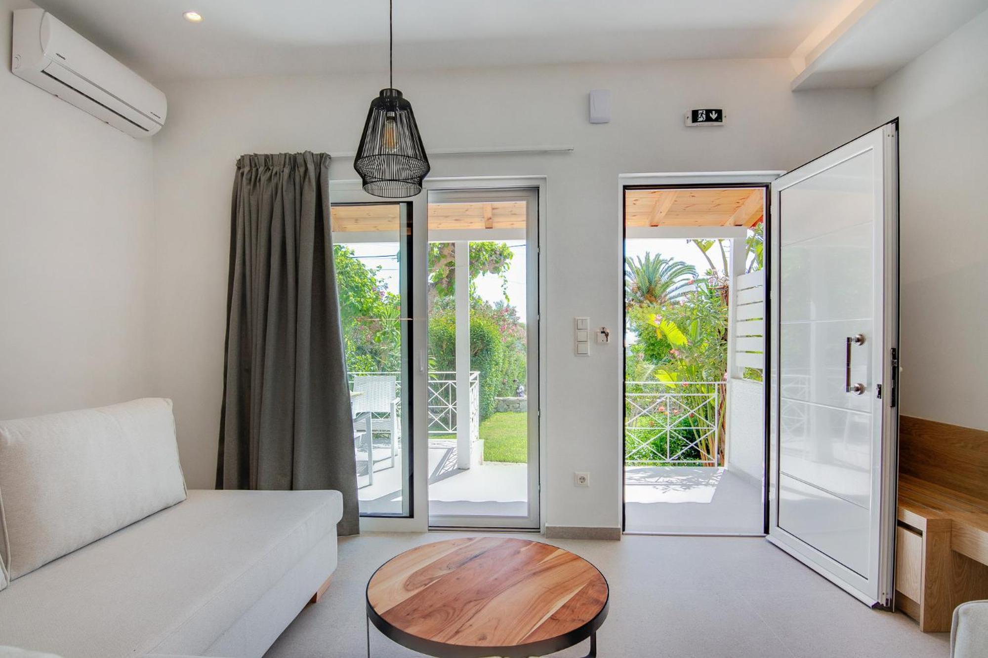 Peroulia Beach Houses Koróni Kültér fotó